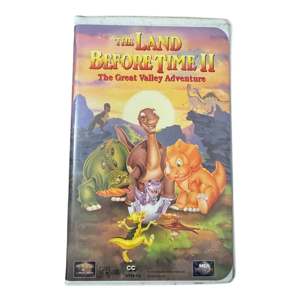 The Land Before Time II: The Great Valley Adventure VHS Tape 1994 MCA Universal